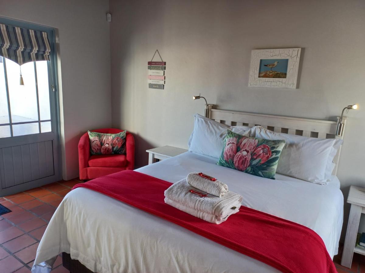 Abalone Guesthouse จาค็อบส์เบย์ ภายนอก รูปภาพ