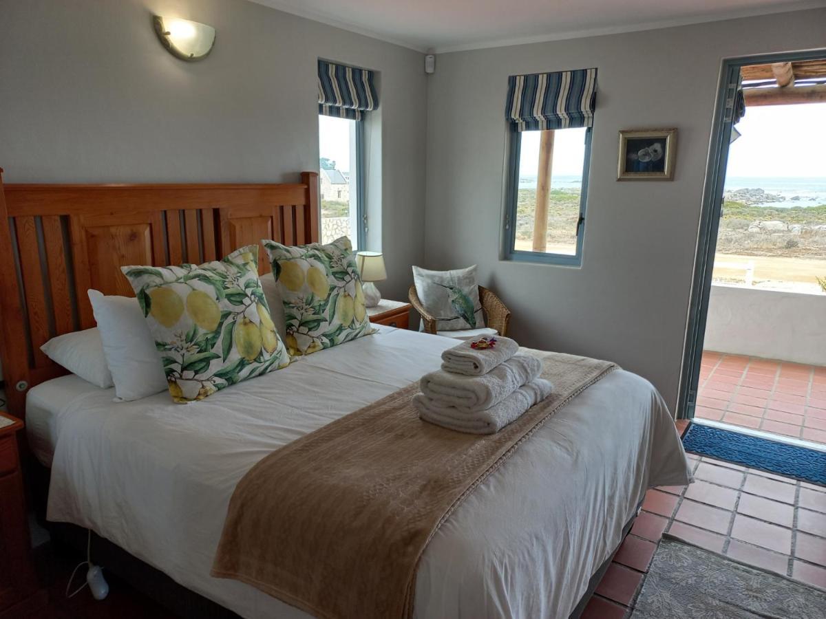 Abalone Guesthouse จาค็อบส์เบย์ ภายนอก รูปภาพ
