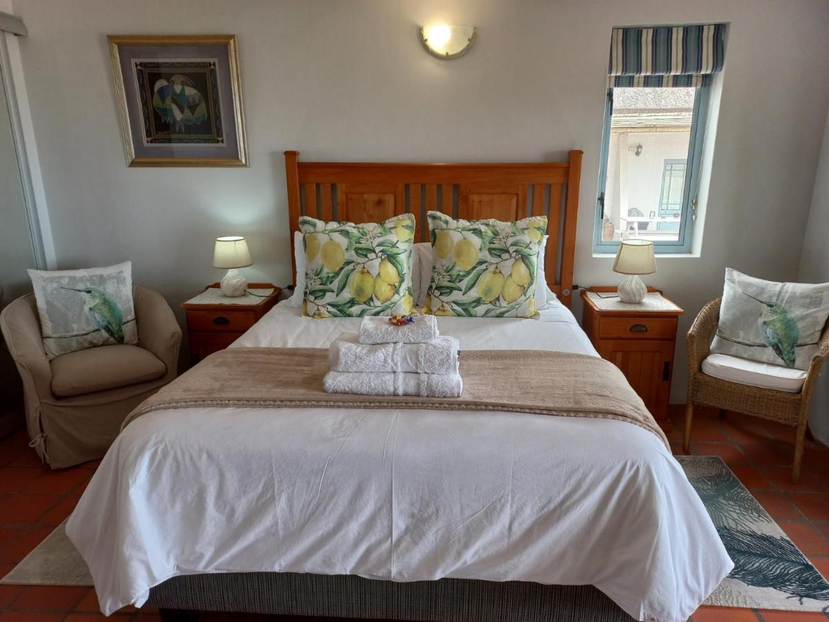 Abalone Guesthouse จาค็อบส์เบย์ ภายนอก รูปภาพ