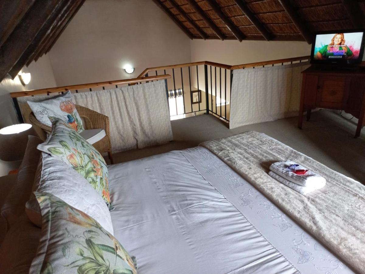 Abalone Guesthouse จาค็อบส์เบย์ ภายนอก รูปภาพ